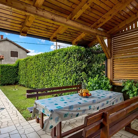2 Bedroom Cozy In * Drazice