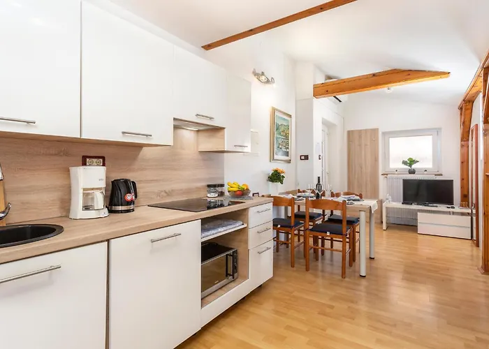 Apartment 2 Bedroom Amazing In