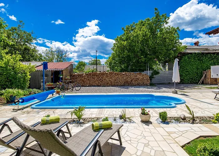 Apartment 2 Bedroom Amazing In