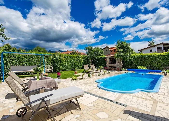 2 Bedroom Amazing In Drazice