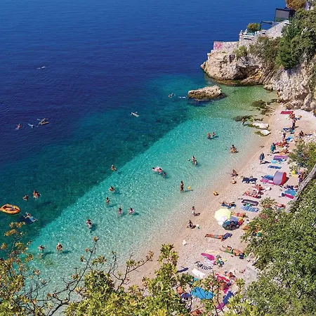 2 Bedroom Amazing In *